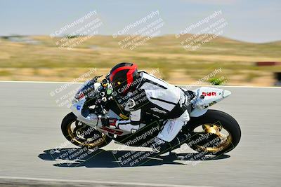 media/Apr-13-2025-TrackXperience (Sun) [[fb1ef998a6]]/Level 2 (Intermediate)/Turn 8 (Session 3)/